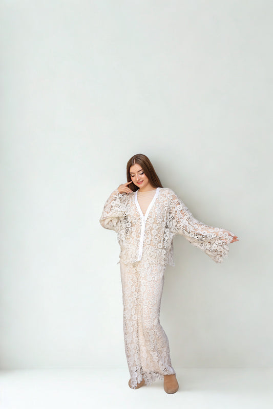 A04 - Floral Off-White Set