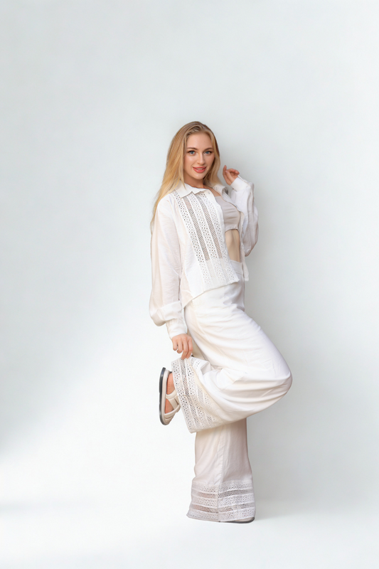 A01 - White See through set